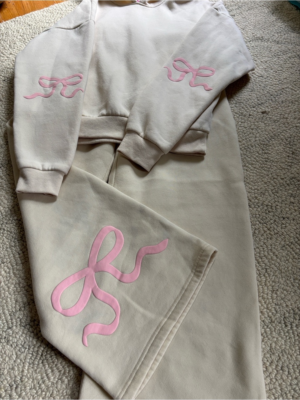 Edikted Bonney Bow Detail sweat set